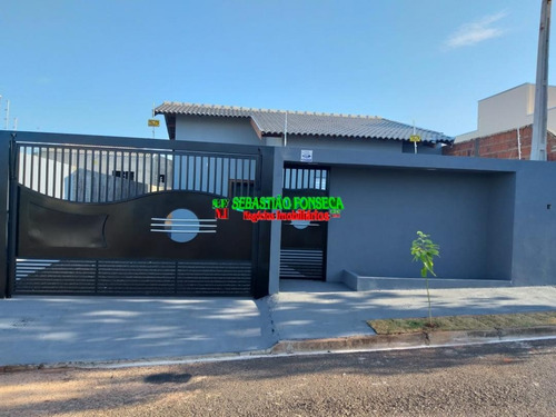 Imagem 1 de 15 de Casa 03 Dormitórios, E 02 Dormitórios Em São José Dos Campos - 1435