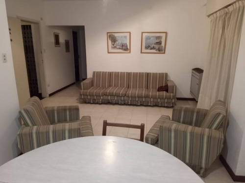 Departamento En Venta - 3 Dormitorios 2 Baños - 82mts2  - Miramar