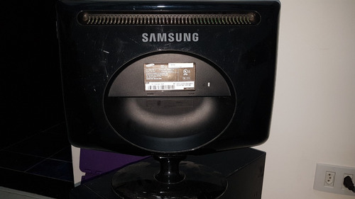Cpu Semp Toshiba Core2duo E8400 Com Ssd Gigabyte E Monitor (Usado)