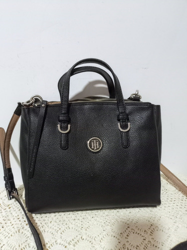 Tommy Hilfiger Cartera Cuero Eco Negro 1ra Calidad 2 Divis