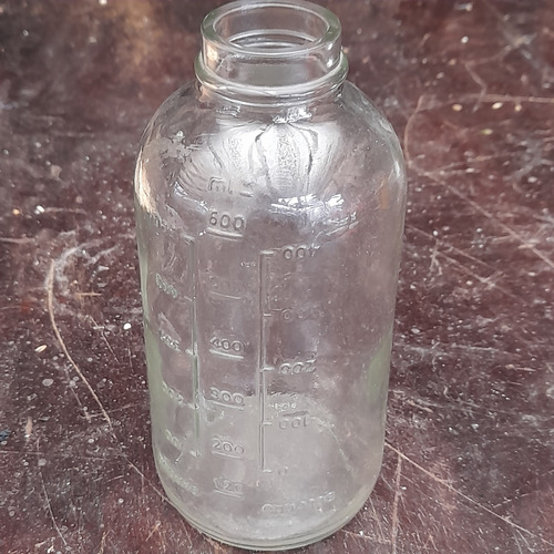Imagem 1 de 10 de Vidro Garrafa Antigo Soro Sangue 600ml Sem Bicados