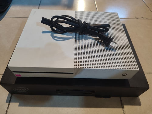 Microsoft Xbox One S 500gb Standard Color  Blanco (4495) 