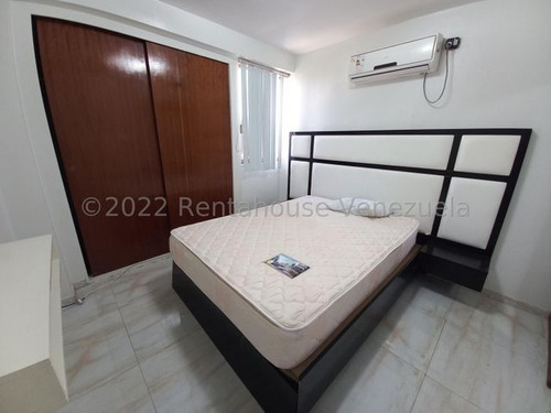 Imagen 12 de 22 de Mayra Torres 04241753119 - Apto En Venta 22-23251 Macaracuay