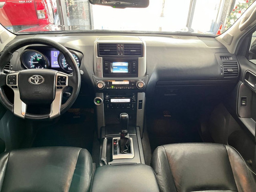 Imagen 9 de 18 de Toyota Land Crusier Prado Vx 4.0 At 7 Asientos.segunda Mano
