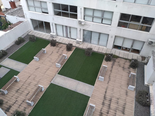 Imagen 2 de 7 de Oficina -excelente Oficina Próximo A Wtc Y Montevideo Shopping