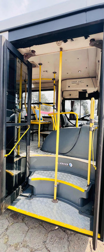 Ônibus Escolar M.benz Caio Apache 2011/2011 Vip Bus