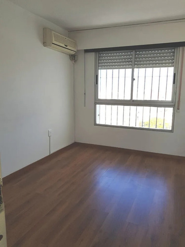 Apartamento En Alquiler Avda. Rivera, Pocitos