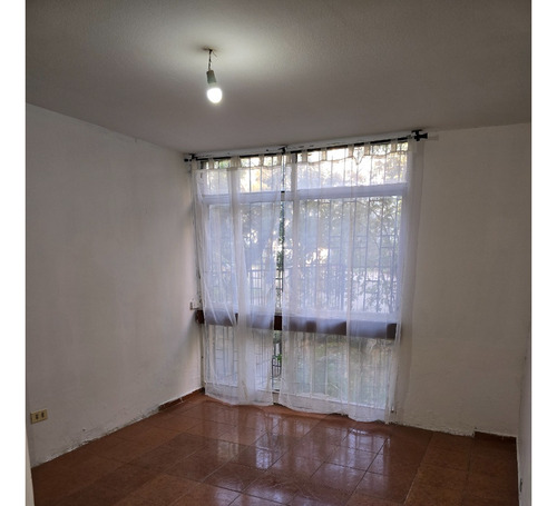 Villa Olímpica, Ñuñoa. Primer Piso + Patio = Tu Nuevo Hogar.
