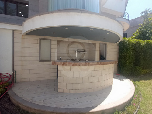 Renta O Venta Casa 7 Habs. De Lujo En Fuente De Las Lomas En Interlomas