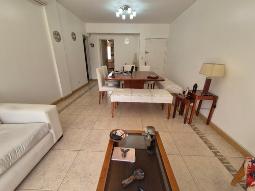 Departamento De 3 Ambiente Con Cochera En Alquiler