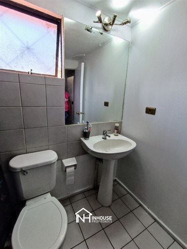 Casa En Venta De 4 Dorm. En Puente Alto