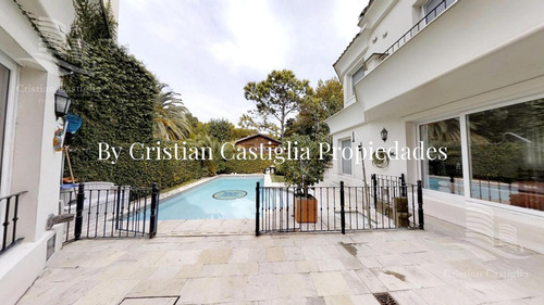 Recorrido Virtual Disponible - Casa - 9amb- Venta- La Lucila- Vicente Lopez