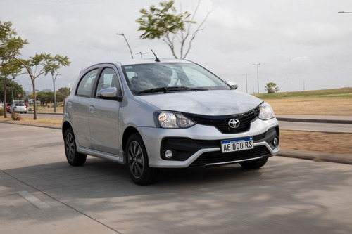 Toyota Etios X 1.5 6mt 5p
