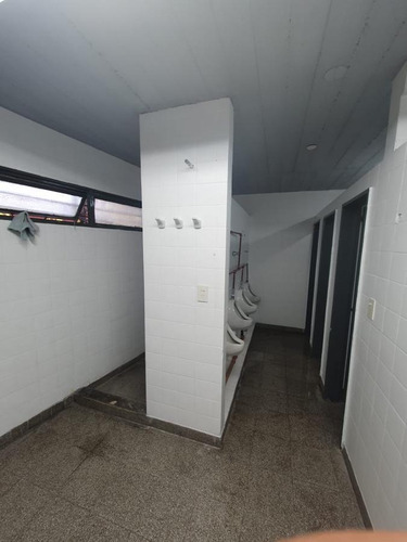 Imagen 16 de 17 de Excelente Inmueble Industrial / Deposito Con Oficinas - Chacarita - E2