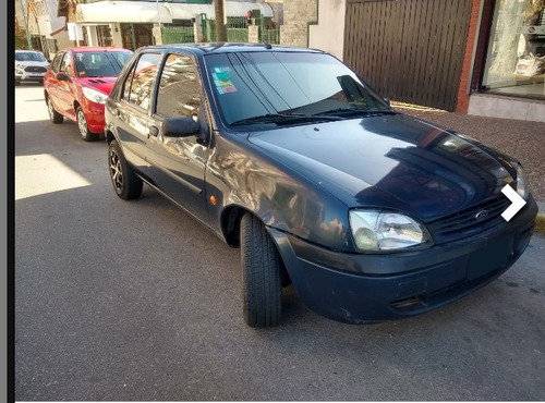 Imagen 1 de 3 de Ford Fiesta 2002 1.8 Clx D Ln