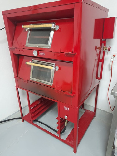 Horno Para Con Vaporizador Y Ruedas (color Rojo)