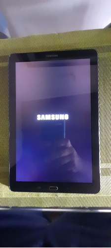 Tablet Samsung Galaxy Tab A Sm-p585m - Como Nueva