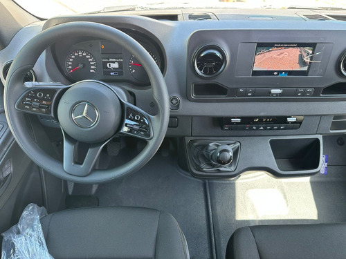 Mercedes-Benz Sprinter Van 417 Extra Longa