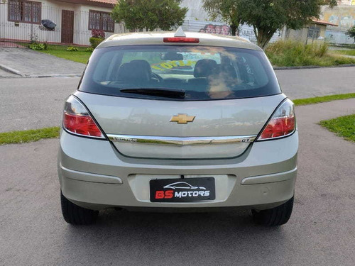 Imagem 8 de 12 de Chevrolet Vectra Hatch Gt 2011