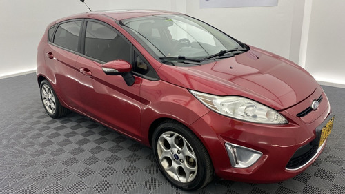 Imagen 2 de 25 de Ford Fiesta 2011