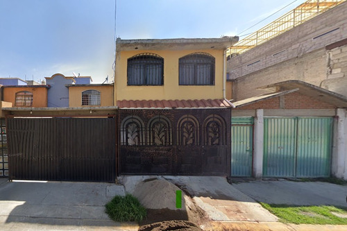 Bonita Casa En Venta En, Unidad San Buenaventura, 56536 San Buenaventura, Méx.