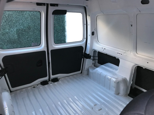 Imagen 22 de 25 de Citroen Berlingo Furgon 1.6 Hdi Año 2020 - Liv Motors