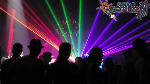 Imagen 6 de 7 de Show Láser 3d Casamientos Cumpleaños De 15 Salones De Fiesta
