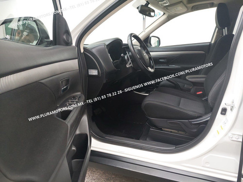 Imagen 9 de 15 de Mitsubishi Outlander S E Aut C V T 2018 Tela Quemacocos Cli
