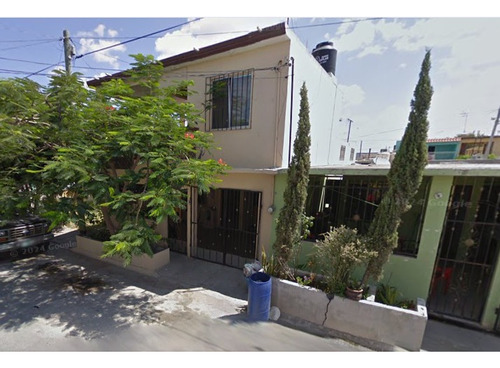 Casa En Remate Ubicada En Aurora, Nuevo Amanecer, Heroica Matamoros, Tamps. Sk04