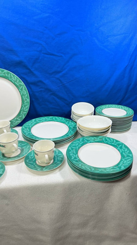 Juego De Platos Y Tazas Diario Arcopal France Arcopal Green (Usado)