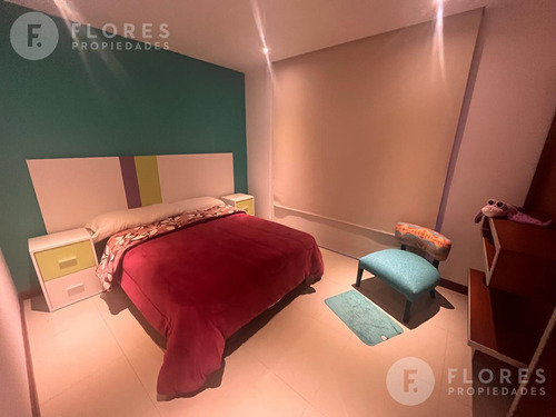 Flores Prop. Vende Casa En Ayres Plaza, Pilar
