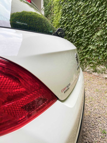 Imagen 7 de 19 de Peugeot 308 2012 2.0 Feline 143cv Tiptronic
