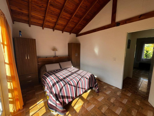 Venta De Casa + Monoambiente En La Caleta