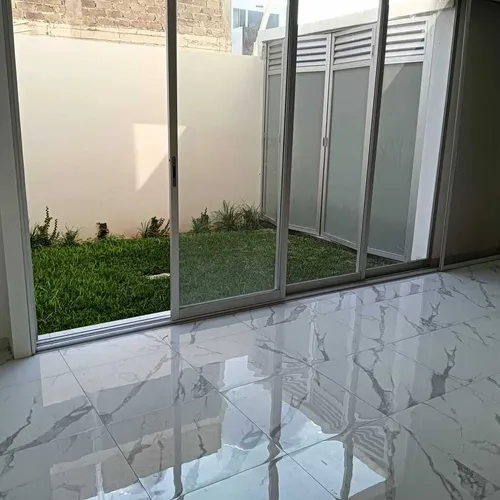 Casas Dentro De Coto En Centinela