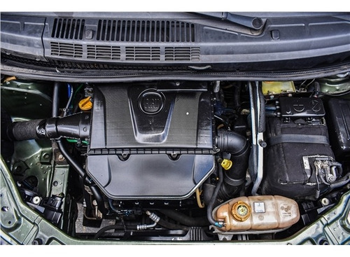 Fiat Idea 1.8 Mpi Adventure 16v Flex 4p Automatizado