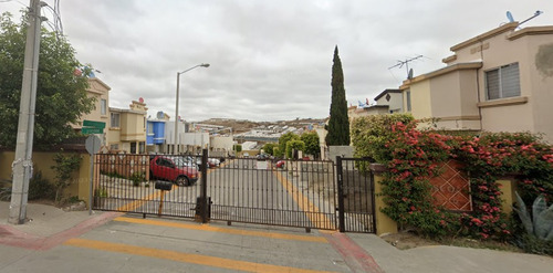 Casa En Privada Vosgos Urbi Quinta Del Cedro Tijuana Baja California Syp