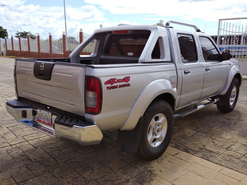 Imagen 7 de 18 de Nissan Frontier Diesel 4x4 - Sincronica