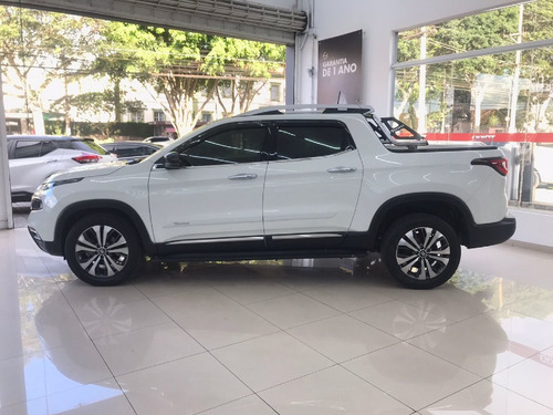 Imagem 3 de 9 de Fiat Toro 2.0 16v Turbo Diesel Volcano 4wd At9
