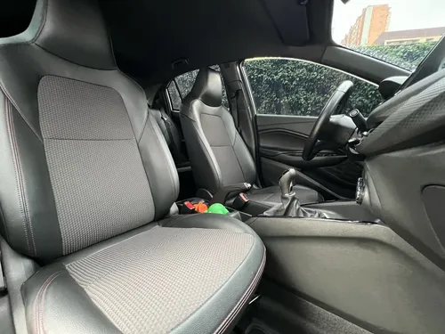 Chevrolet Onix 1.0T Rs Mt