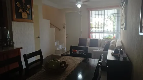 A Minutos De La Uvm Y Walmart Paraíso Casa En Conjunto Horiz