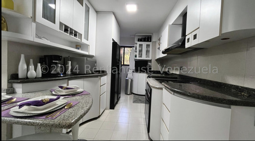 En Piso 1 Amplio Y Espectacular Apartamento, Muy Bien Ubicad