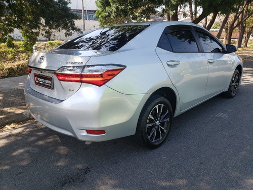 Imagem 8 de 15 de Toyota Corolla Gli 1.8 Flex Aut 2018 Prata C 40700 Km