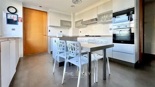 Departamento En Venta De 3 Dorm. En Concepción