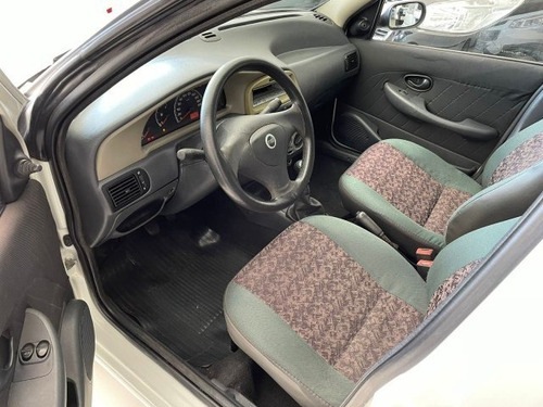 Imagem 4 de 12 de Siena 1.0 Mpi Fire 8v Flex 4p Manual