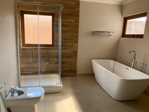 Vendo Espectacular Y Amplia Casa Nueva En Ovalle (huamalata)