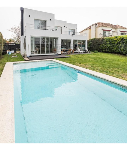 Casa En Alquiler En San Isidro Labrador, Villanueva, Tigre