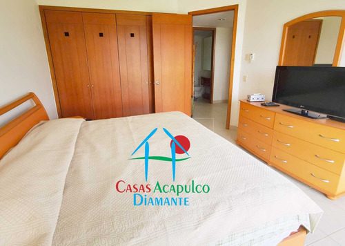 Cad Mayan Lakes 1-501. En Condominio Con Club De Playa. Terraza Con Vista A La Alberca Y Jardines