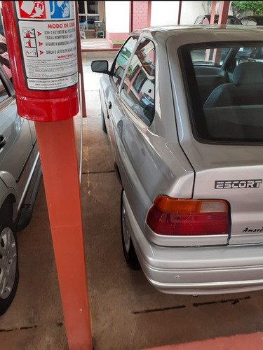 Ford Escort Gl 1.6