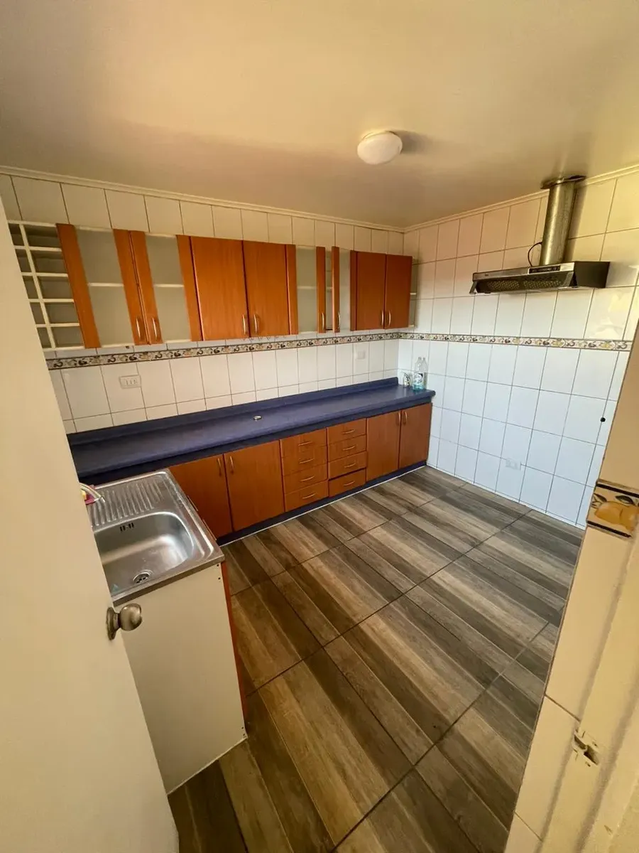 Imagen 3 de 7 de Casa Acogedora, 2 Dormitorios, Amplia Cocina Y Estacionamien