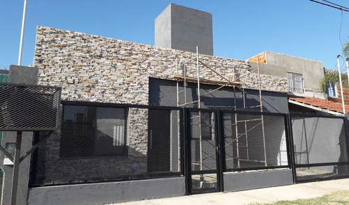 Imagen 3 de 21 de Moderna Casa A Estrenar Barrio La Esmeralda